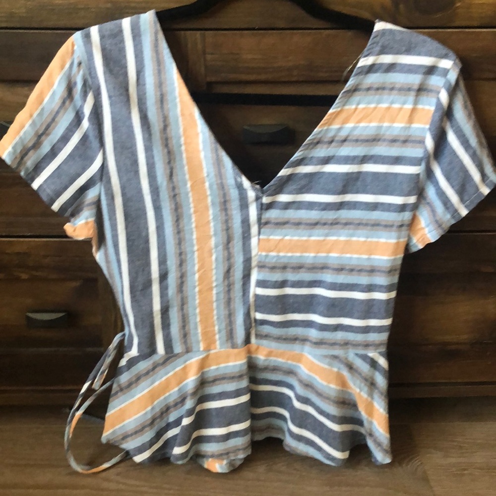 Striped top - Picture 2 of 2